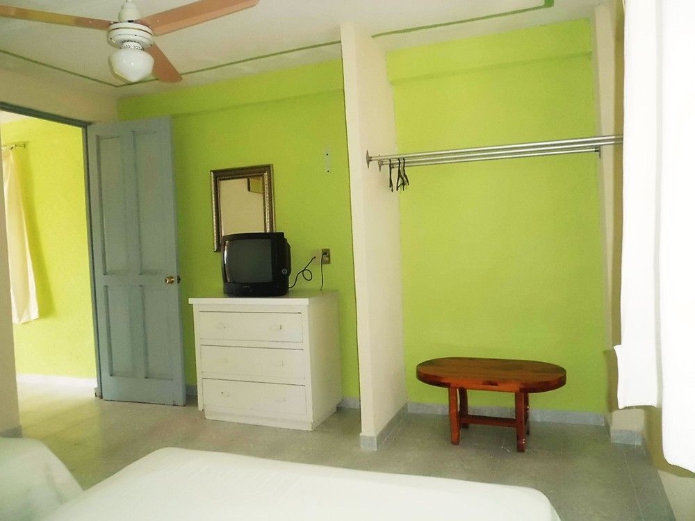 Suites Angelopolis อากาปุลโก ภายนอก รูปภาพ